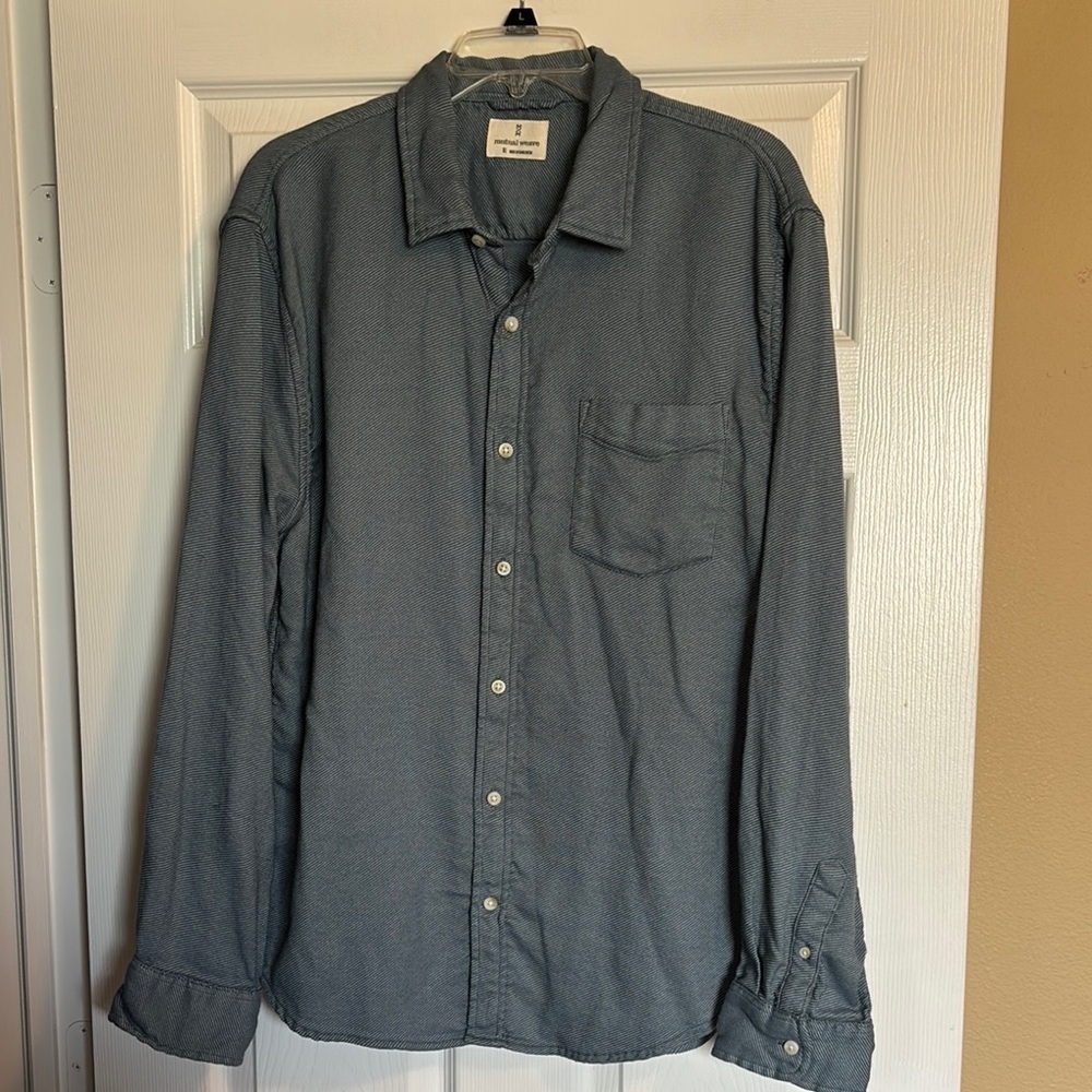 Mutual Weave men’s blue long sleeve button down flannel shirt size XL